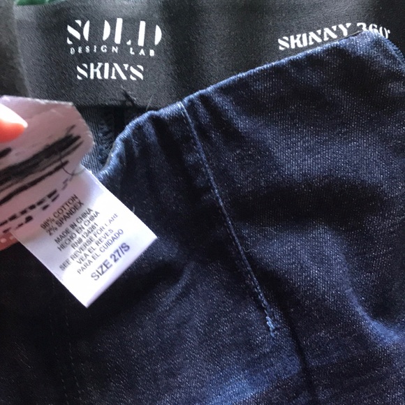 Design Lab distressed skinny 360 jeggings, size 27 - Picture 3 of 7